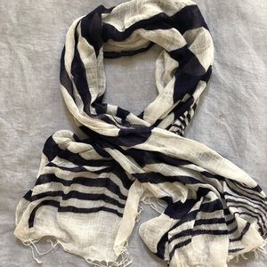 Navy / white scarf
